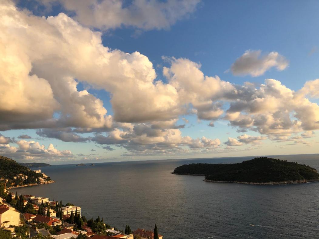 Spacious 2 Bedroom Apt Luxeview- Oldtownview, 10Min To Town Dubrovnik Dış mekan fotoğraf